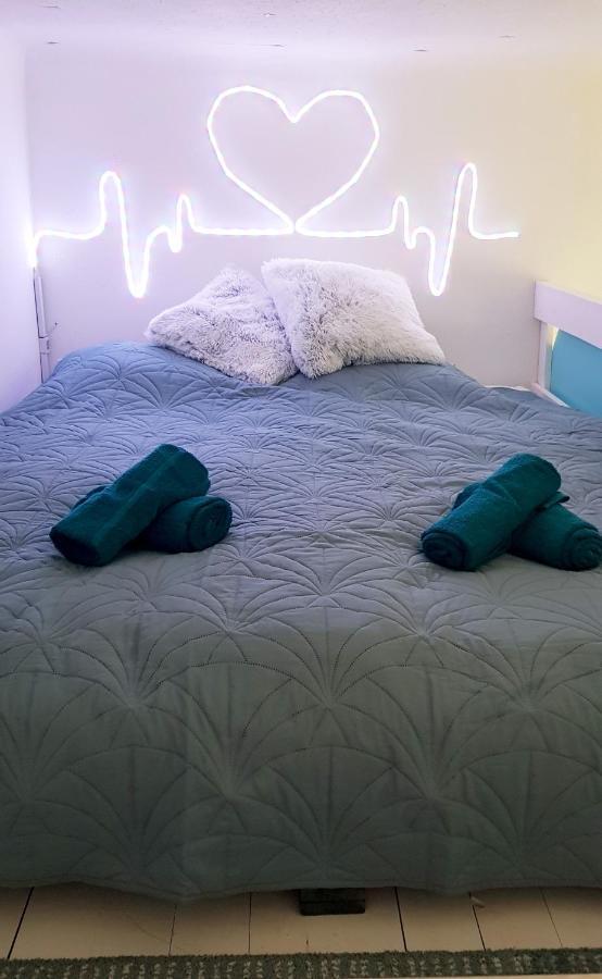 Sunny Dots Apartment - Free Parking! Budapest Ngoại thất bức ảnh